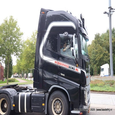 228-1r1a8282-standard.jpg