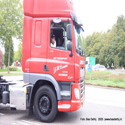 242-1r1a8296-standard.jpg