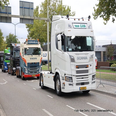 253-1r1a8307-standard.jpg