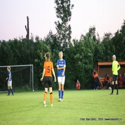 379-1r1a5843-standard.jpg