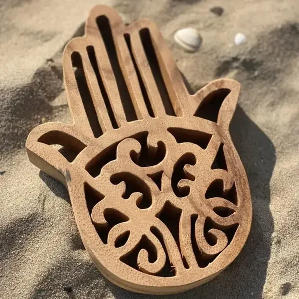 Woodcarving Hamsa