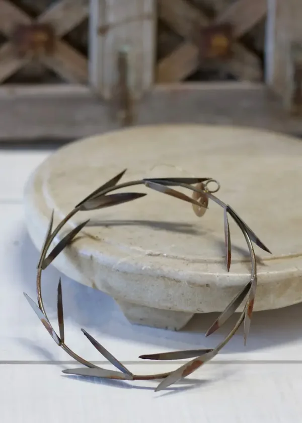 Krans van bladeren in zink EW-5307zi