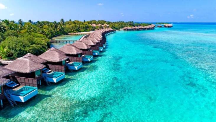 Luxury Hotel & Resort Stays