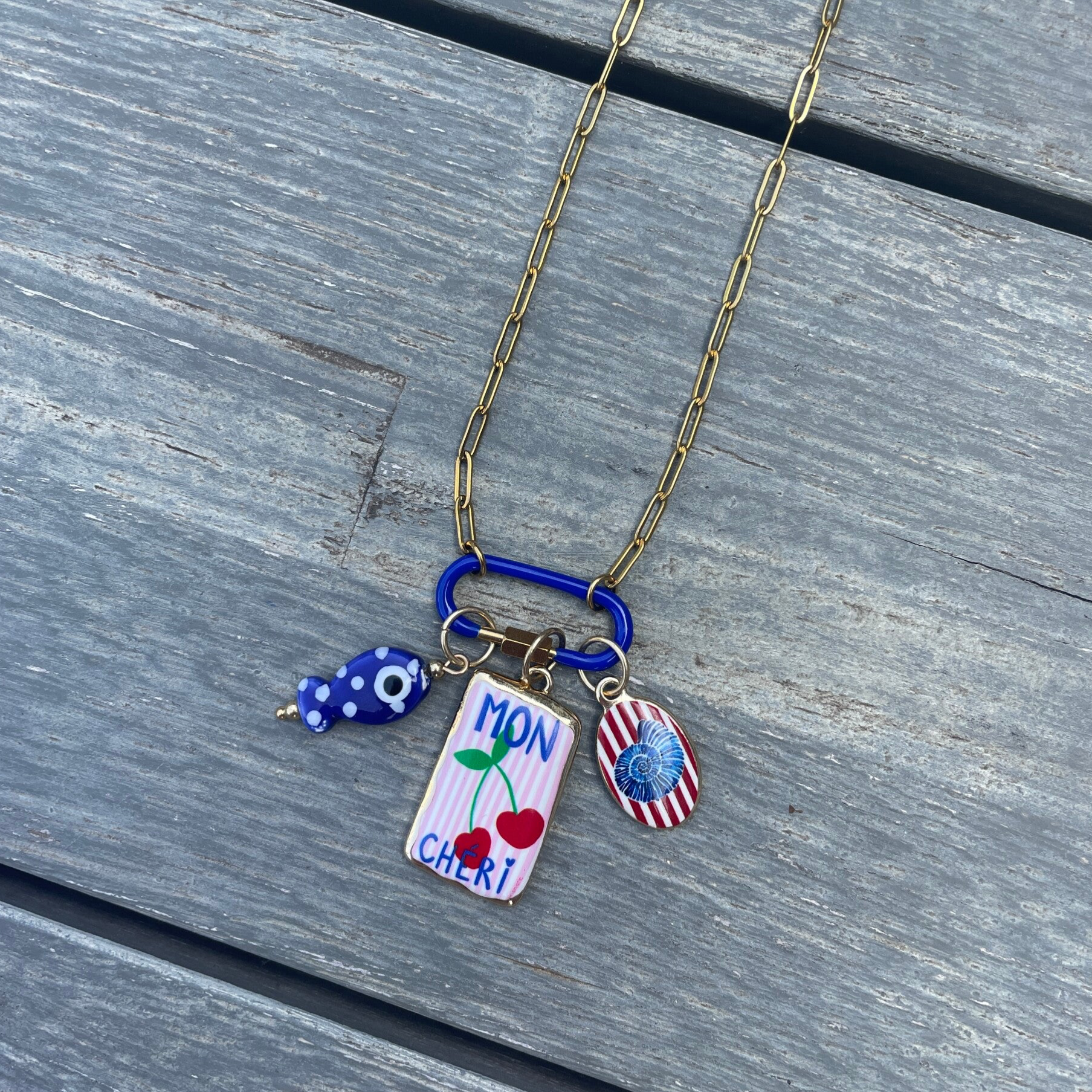 LL | Ketting Cherry with a touch of blue