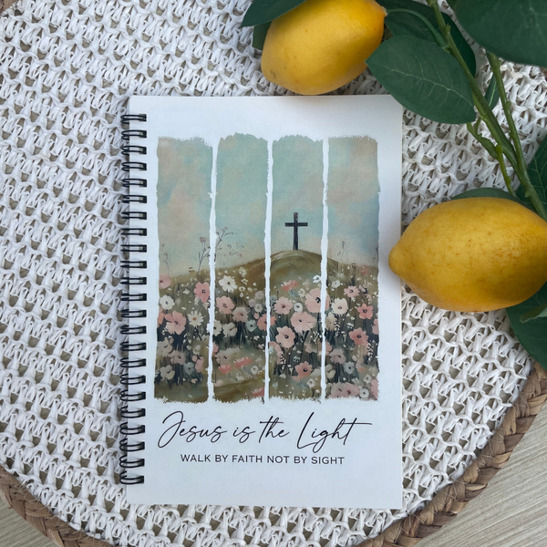 Notitieboekje 'Jesus is the light'