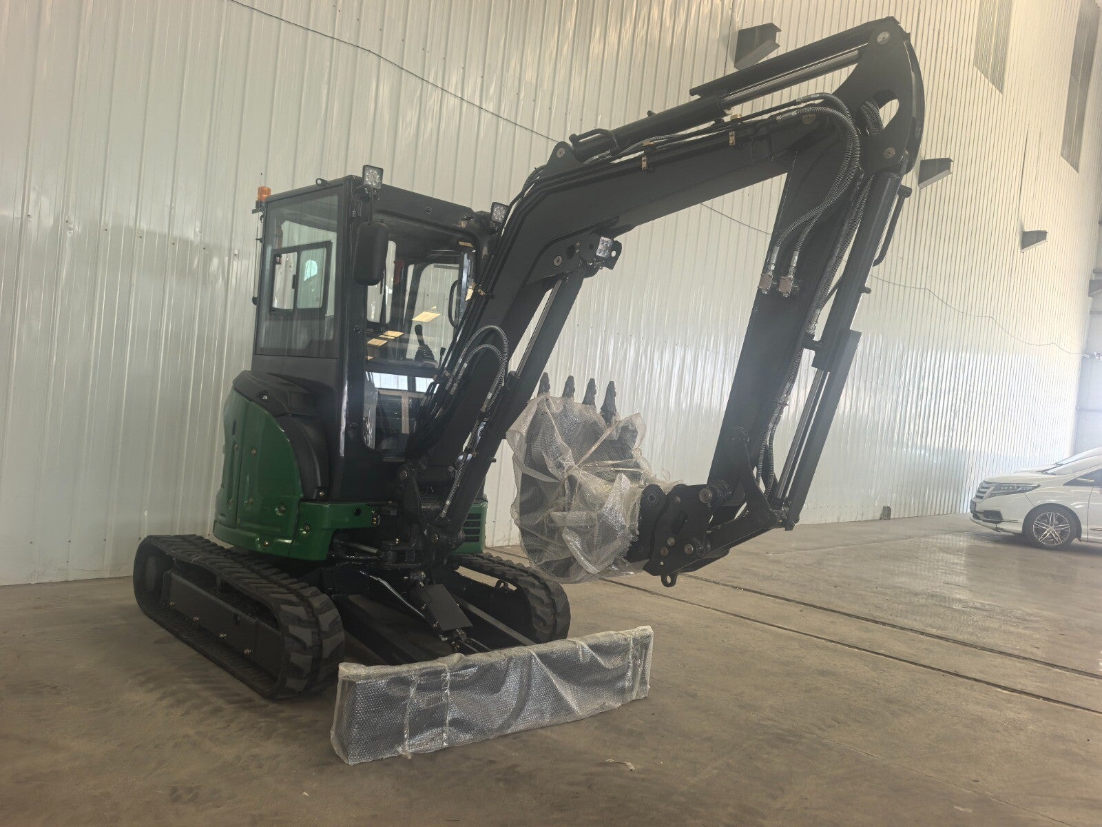 Miniescavatore 38 Q.li con cingoli in gomma