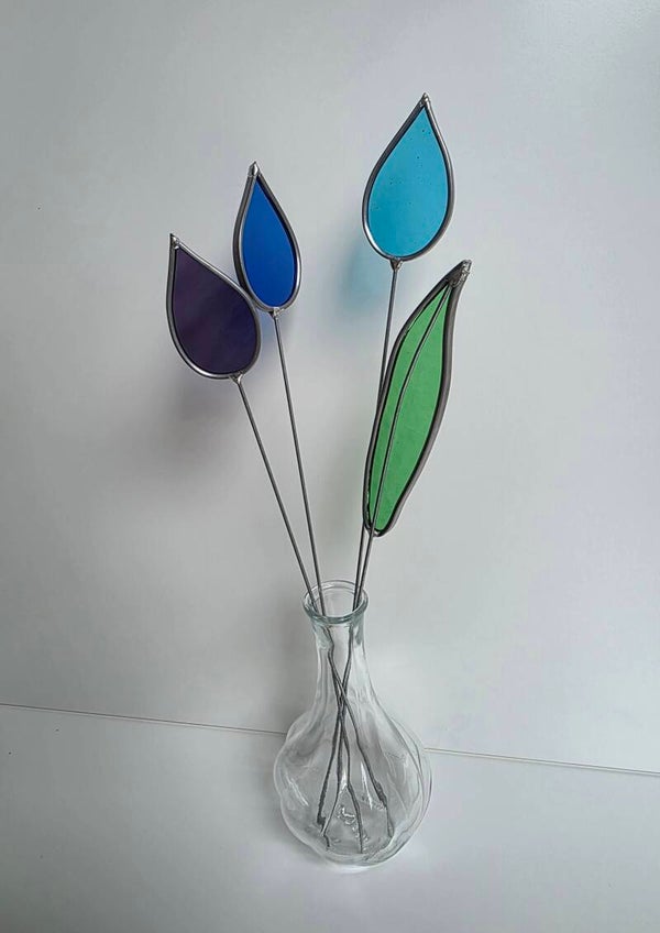 Tulpen boeket in paars, licht blauw, donker blauw