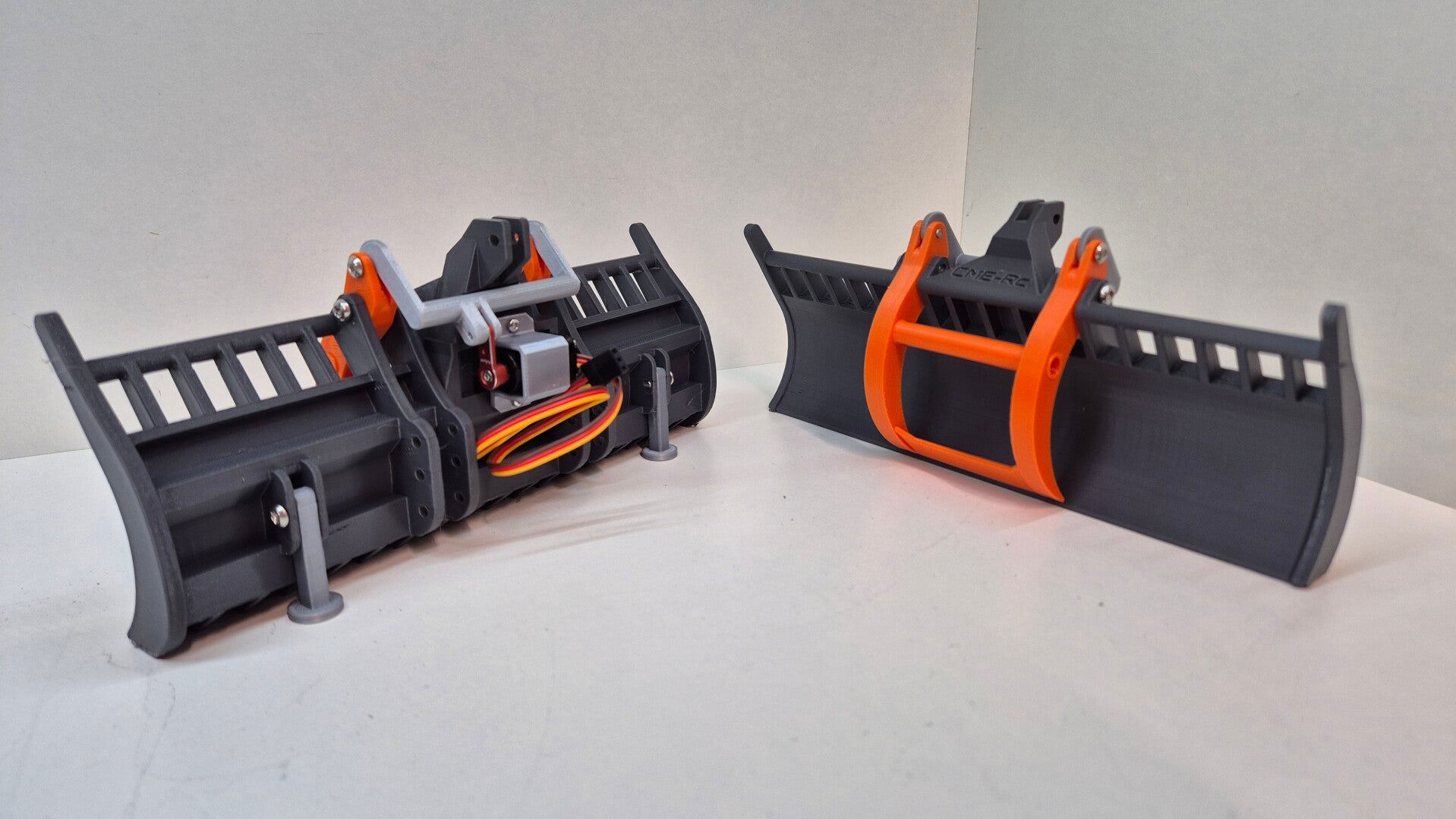 Polterschild "CME2100" Mit und ohne Funktion