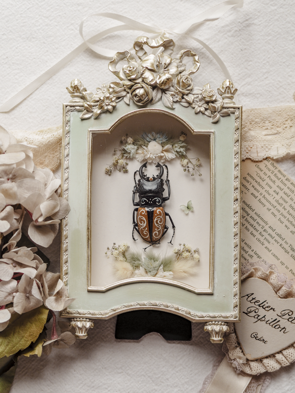 'Minty'︱Handpainted Beetle