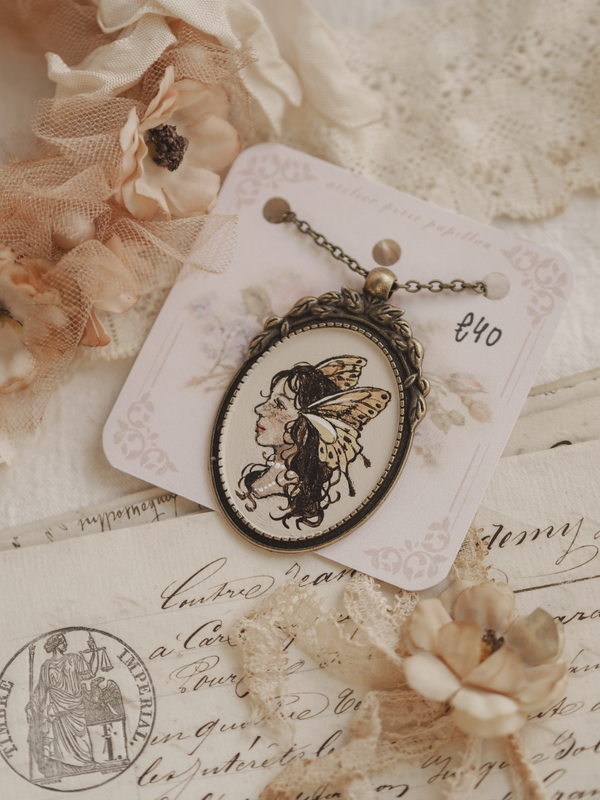 'Butterfly Lady'︱ Necklace