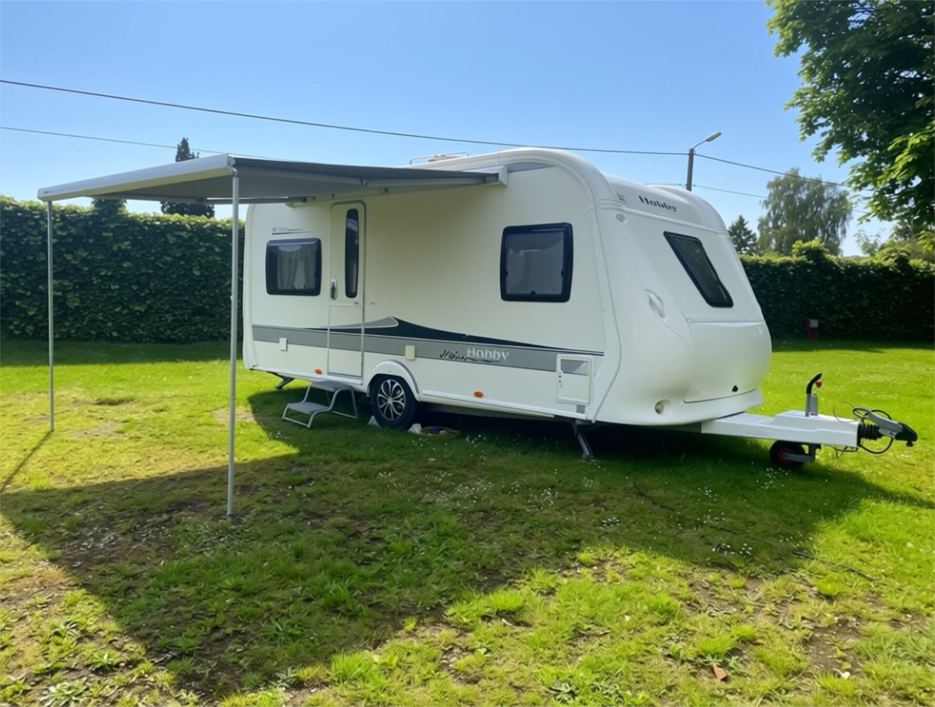 Hobby De Luxe 460, mover, vaste luifel, voortent