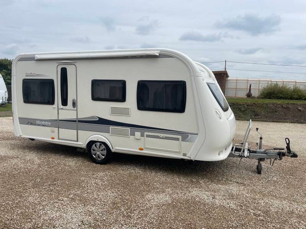 Hobby Excellent 455 uf, Mover, eerste inschrijving 2014, 4 persoons