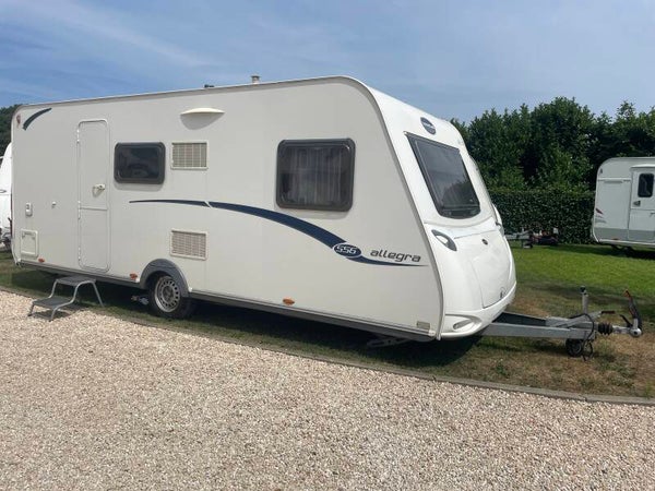 Caravelair Allegra 556, 6 persoons,bj 2010, Mover, stapelbed