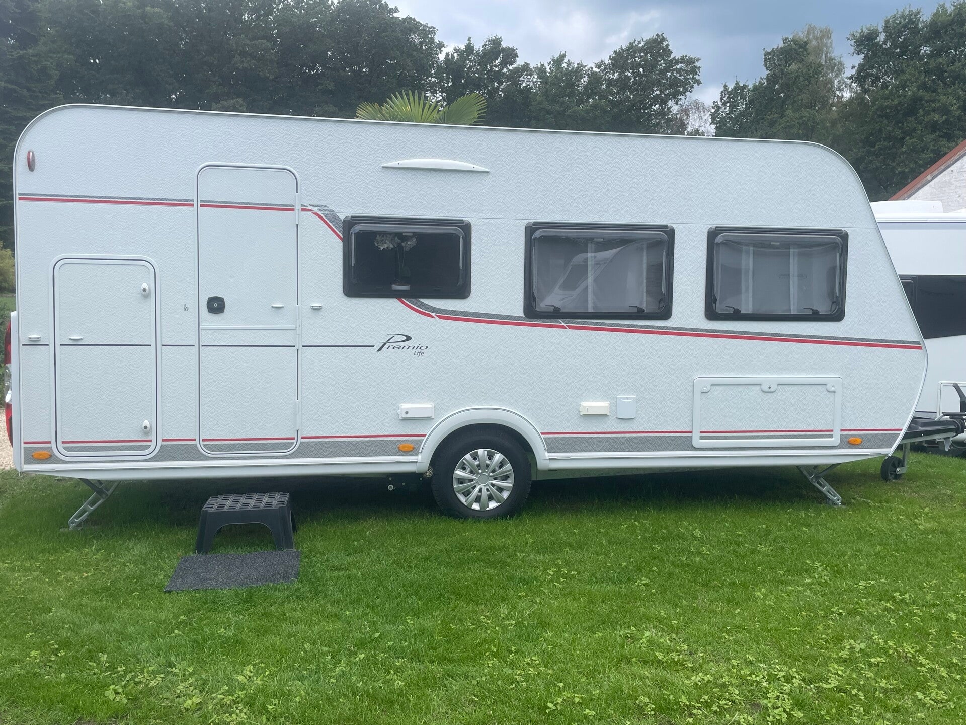 Burstner Premio life 490 TK, 6 persoons met mover