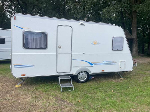 4 persoons Caravalair 470, Mover, voortent, Bj 2004