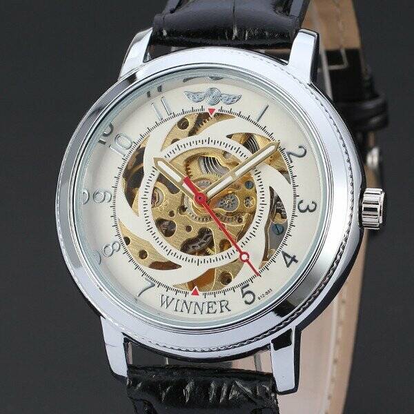 T - WINNER  UHR