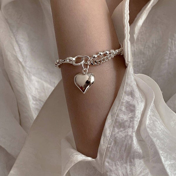 ARMBAND