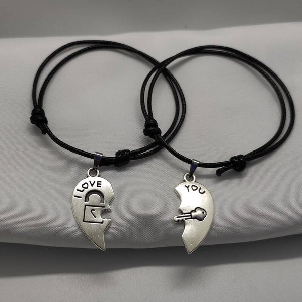 ARMBAND