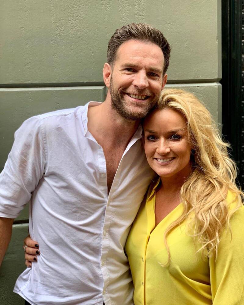 Samantha Steenwijk met danspartner Marcus van Teijlingen voor programma Dancing with the stars