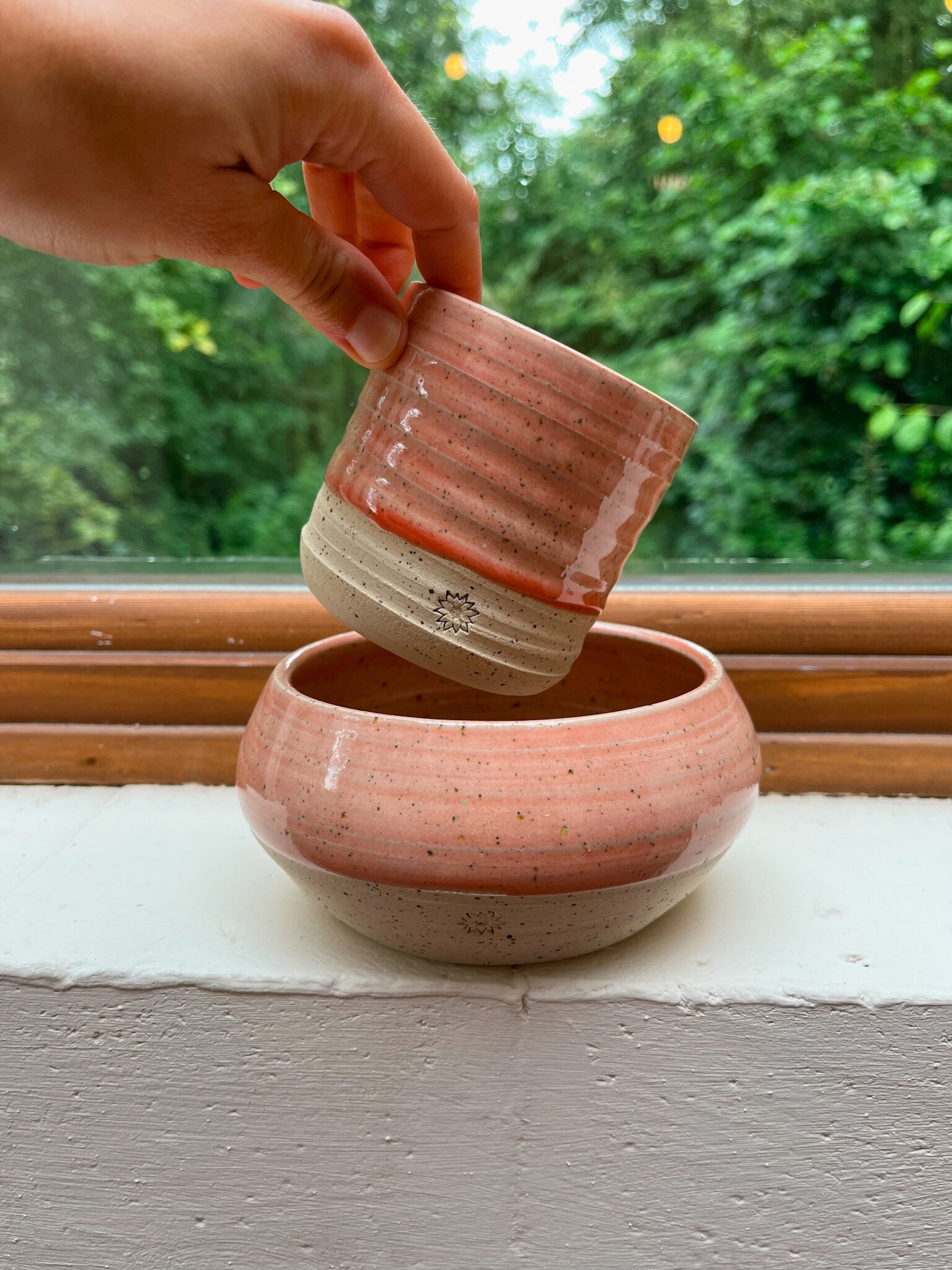 ontbijtset (kopje + kommetje) spikkel roze