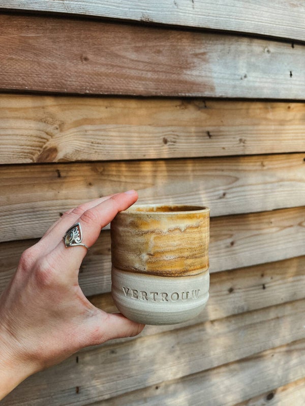 kopje creamy bruin - vertrouw