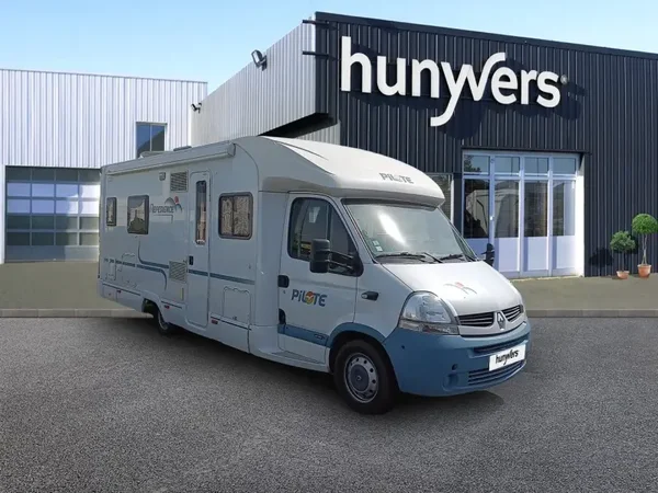 Pilote P725 FJ Référence Used Motorhome 2009 – 4 Seats