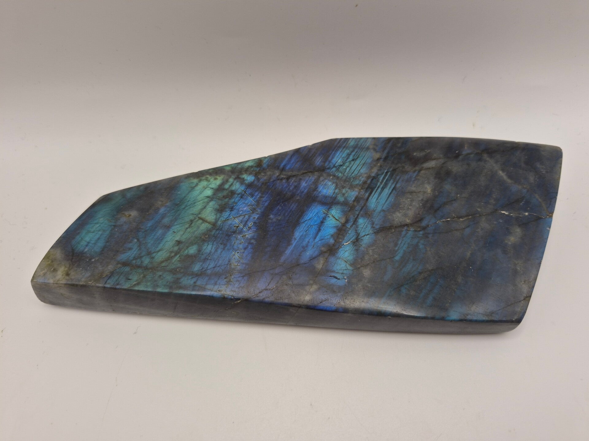 Flat Labradorite piece