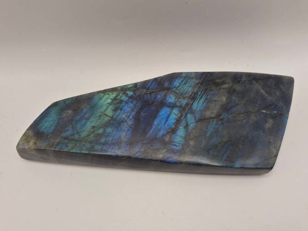 Flat Labradorite piece