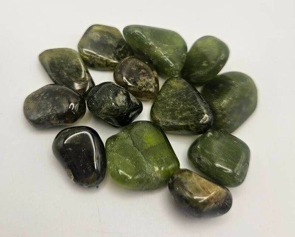 Idocrase / Veruvianite