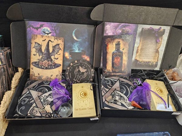 Divination Boxes