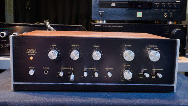 Sansui AU-555A