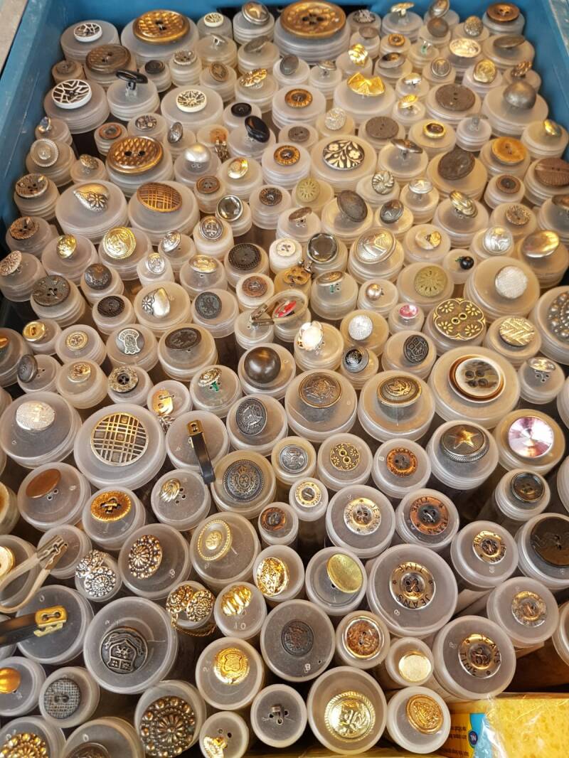 knopen, fournituren, ritsendokter