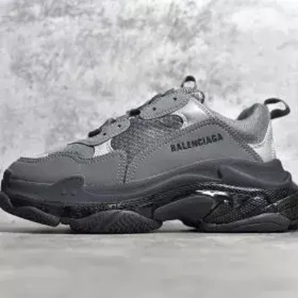 Balenciaga Triple S Gray black