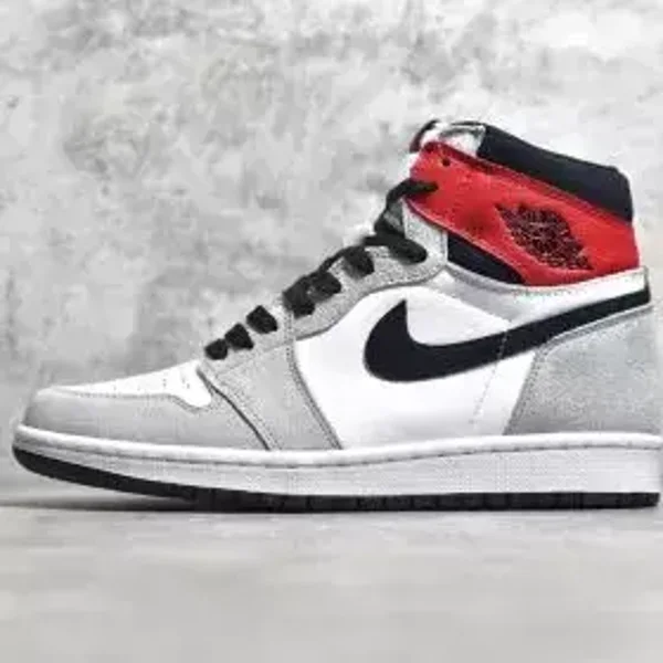 Air Jordan 1 High OG “Smoke Grey