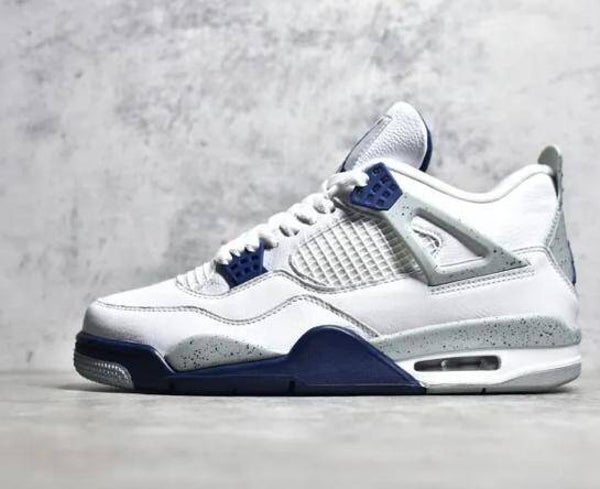 Air Jordan 4 Retro Midnight Navy