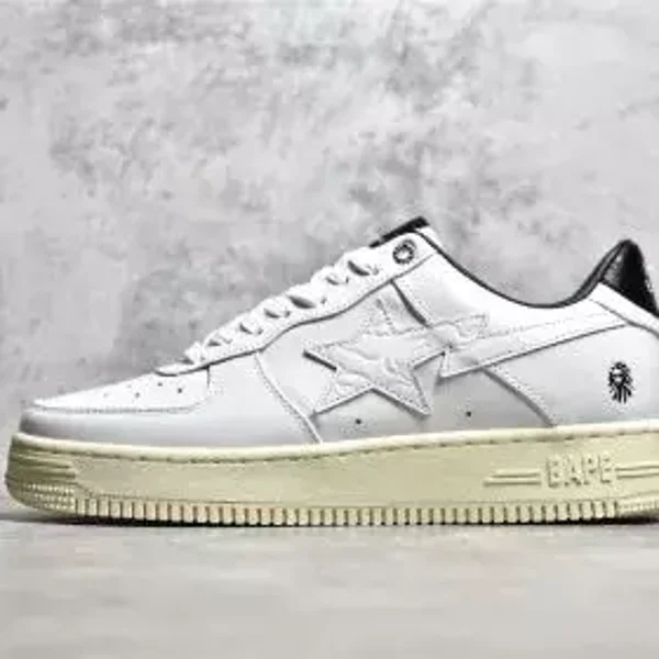 A BATHING APE STA WHITE 022