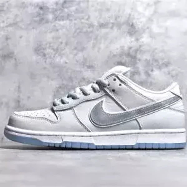 UA DUNK SB LOW WHITE LOBSTER