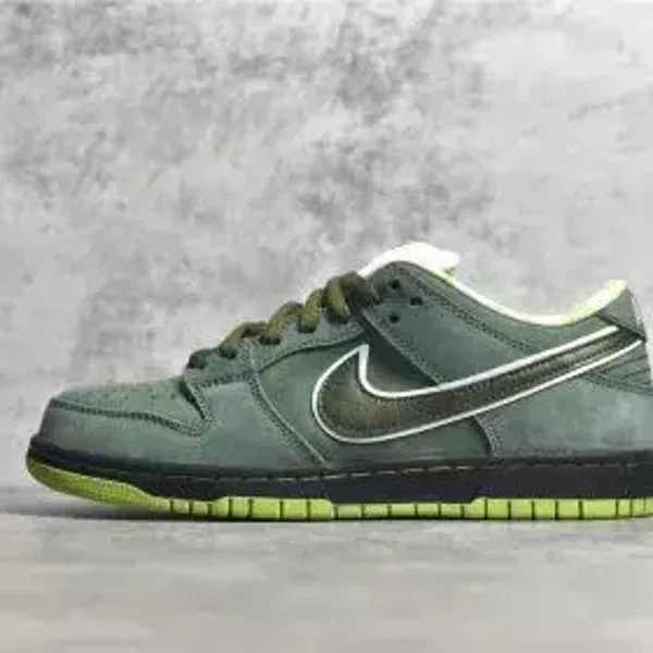 UA Dunk SB Low Green Lobster