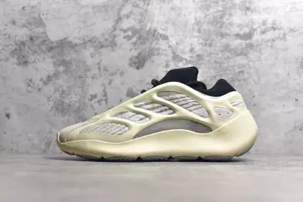 YEEZY BOOST 700 V3 AZAEL