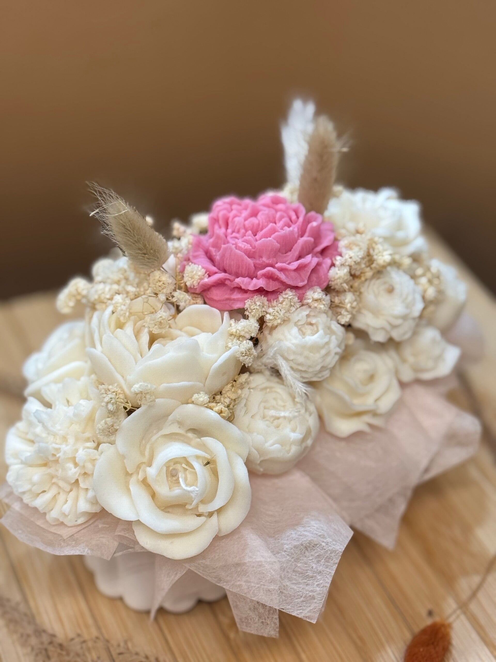 Elegante Blumenkerze aus hochwertigem Rapswachs – Handgemacht & Einzigartig