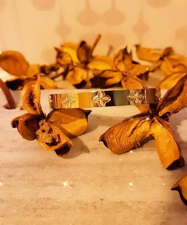 Saja-Bracelet-jonc à pierres incrustées