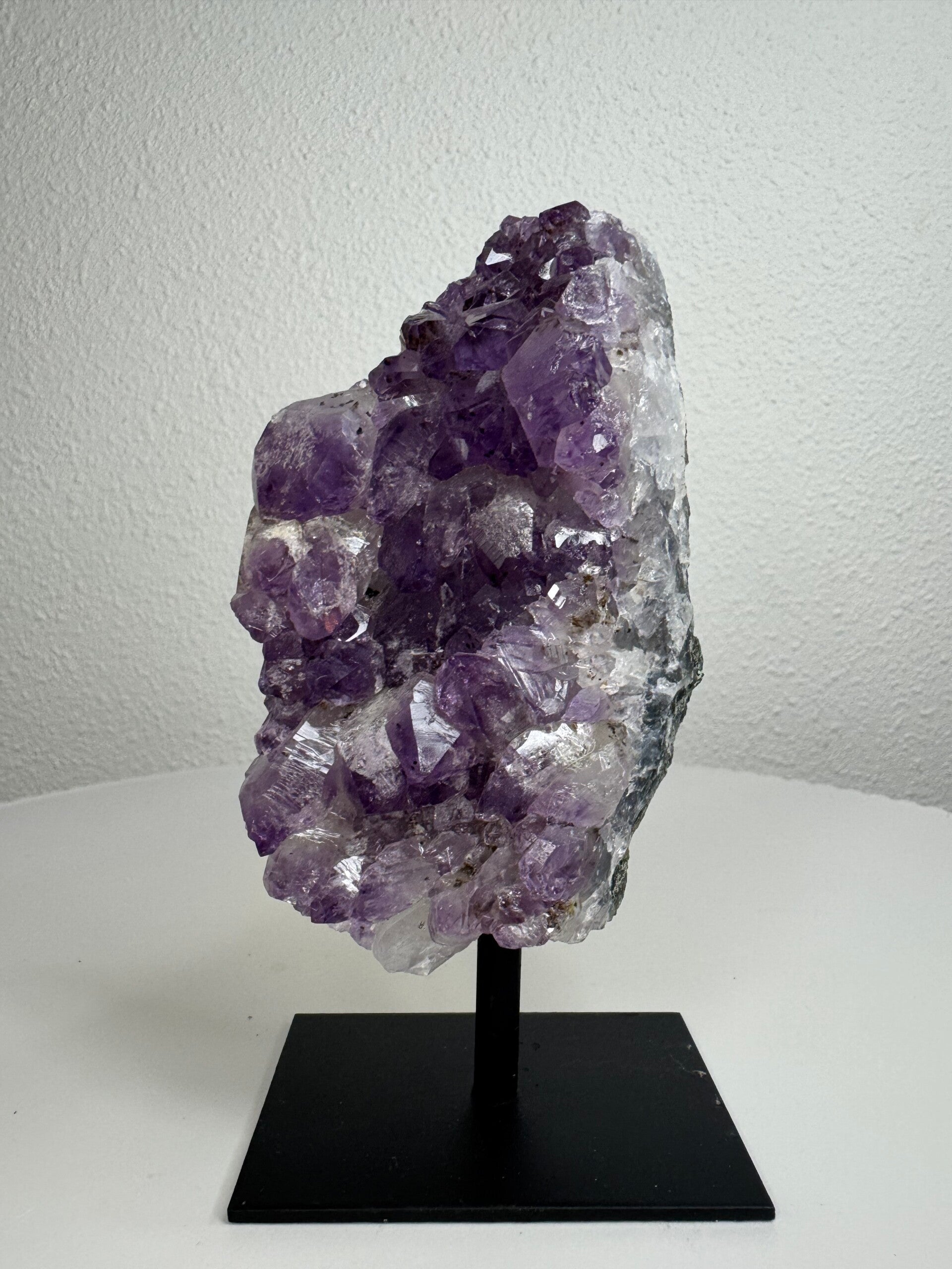 Amethist op standaard