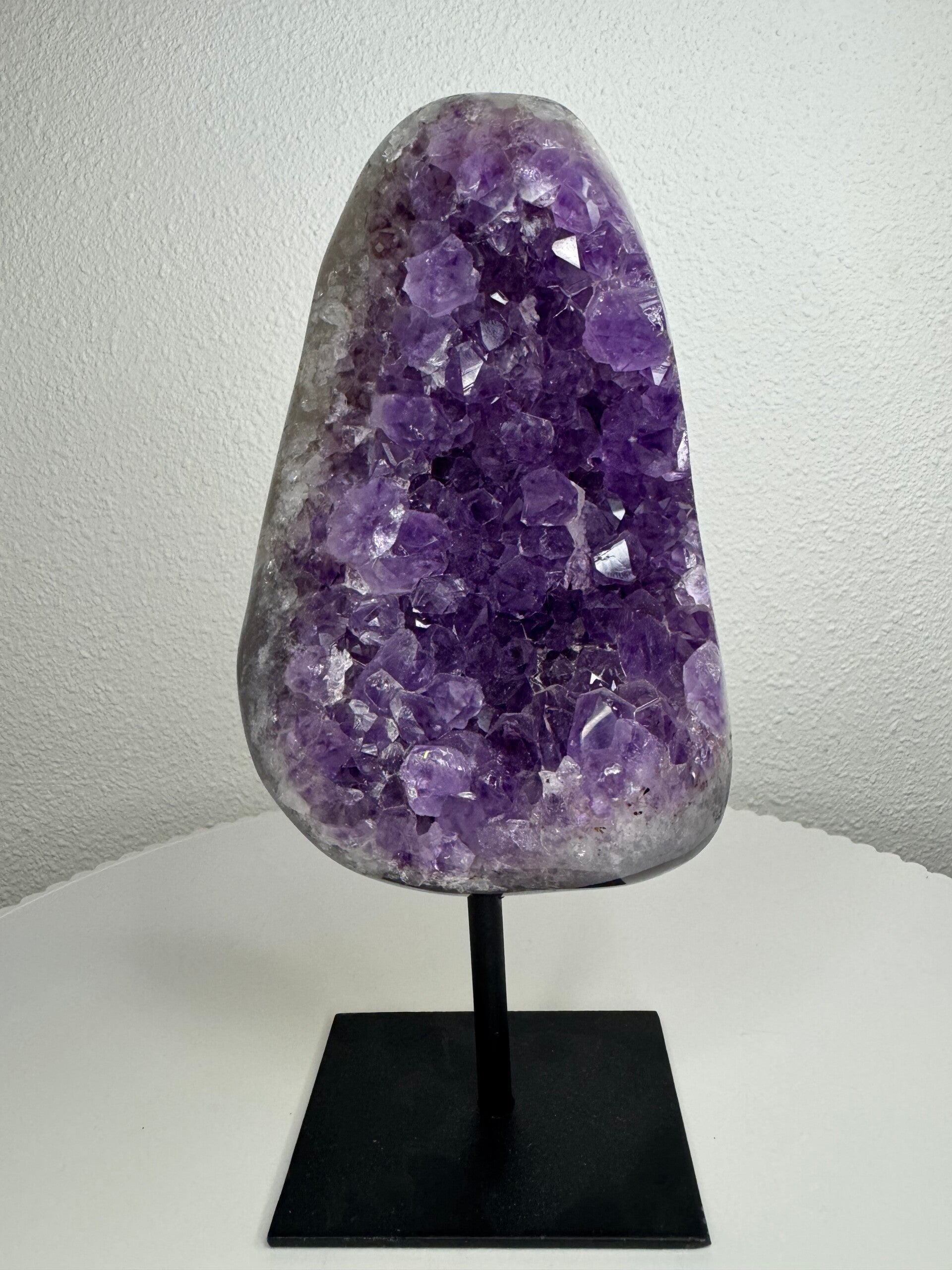 Amethist op standaard