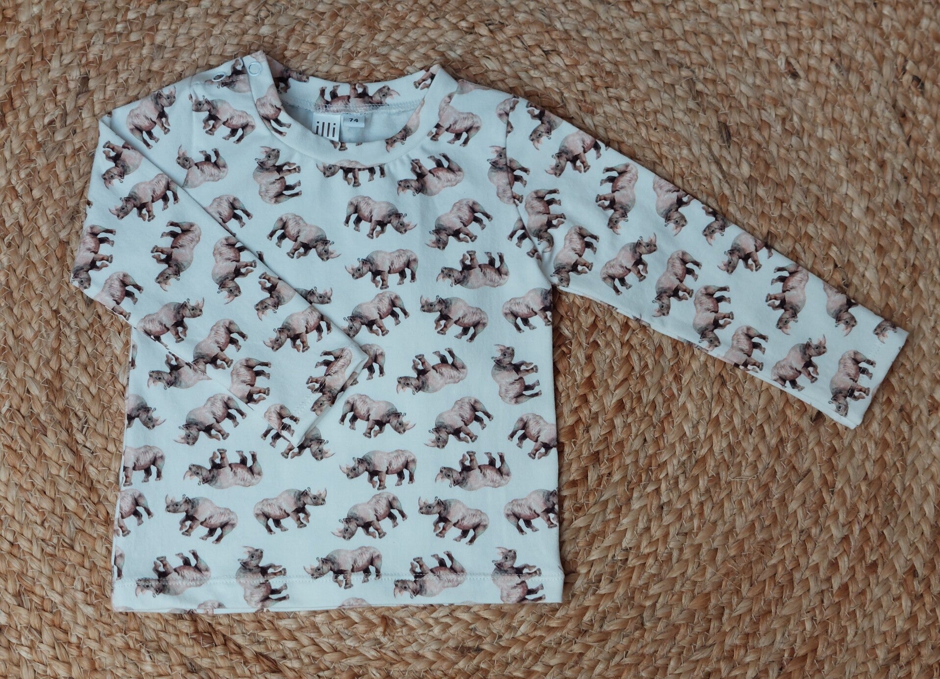 Longsleeve neushoorns