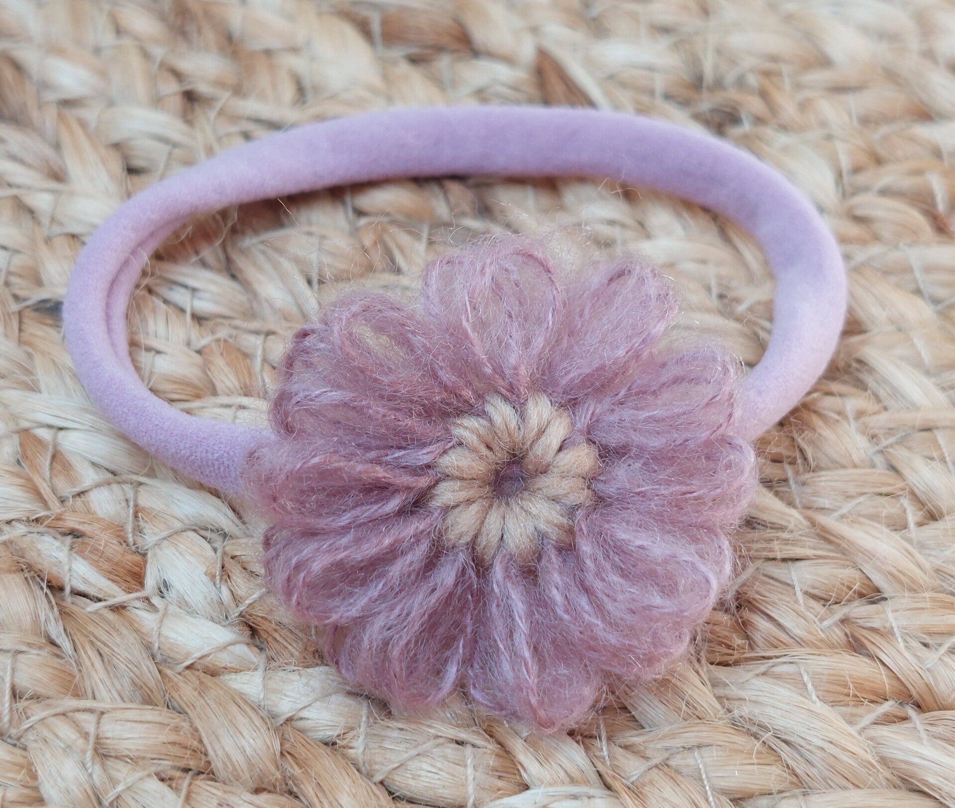 Haarbandje bloem lila