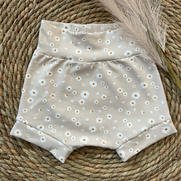 Shortie madeliefje zand