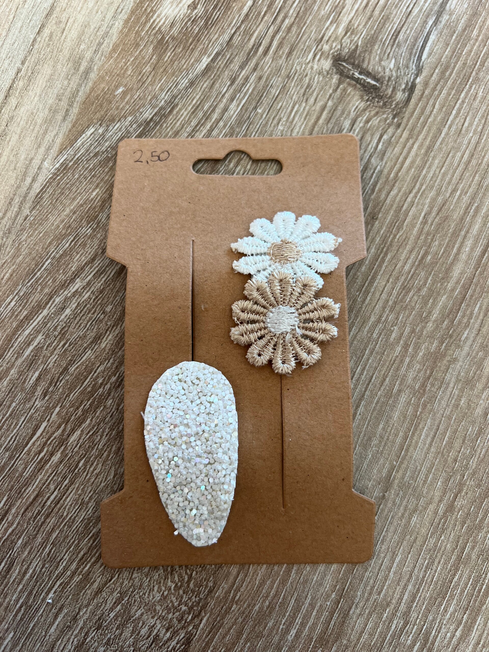 Anti slip beige glitter