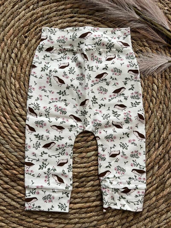 Broekje vogeltjes 62/68