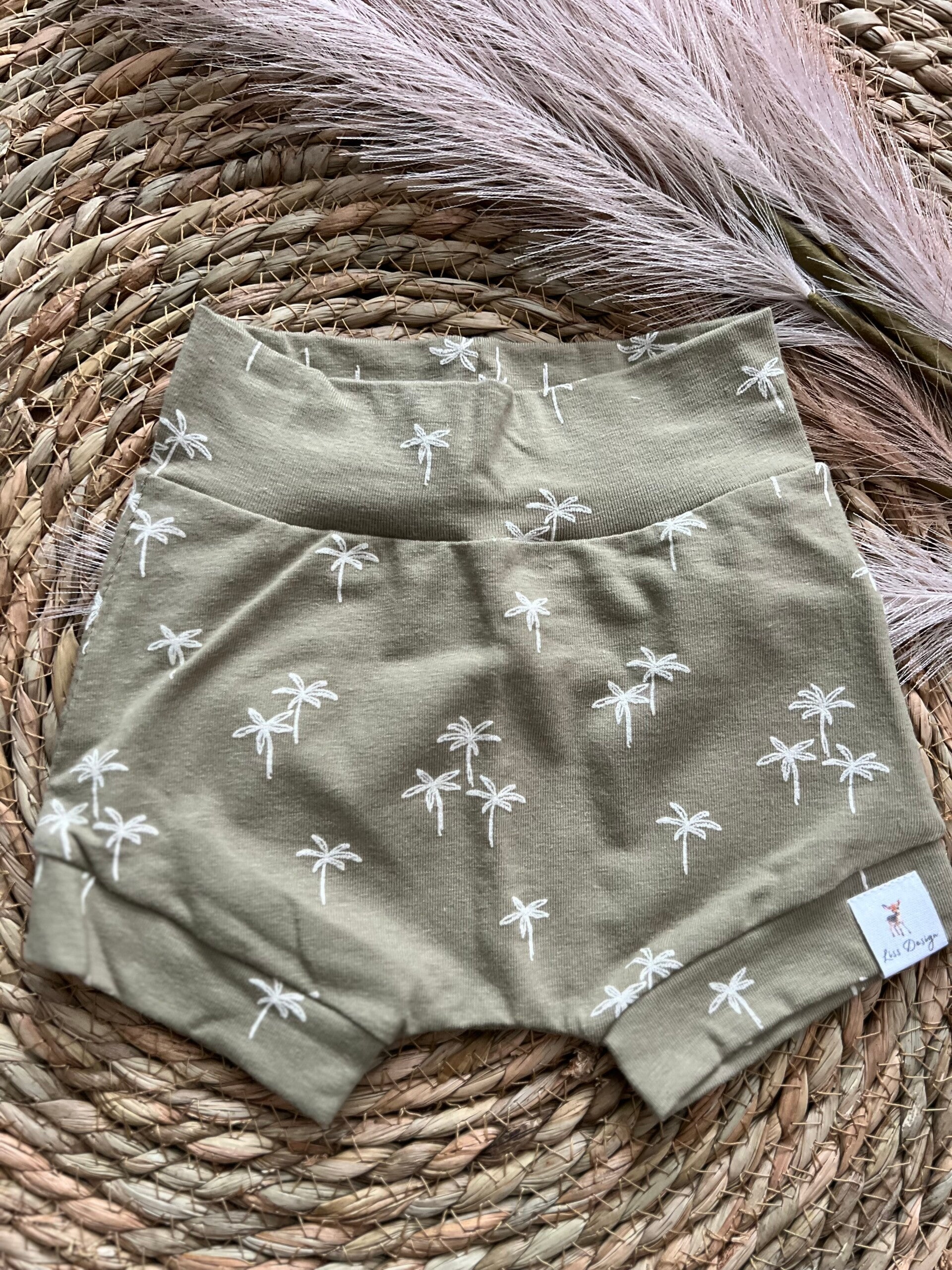 Korte broek palmboom 74