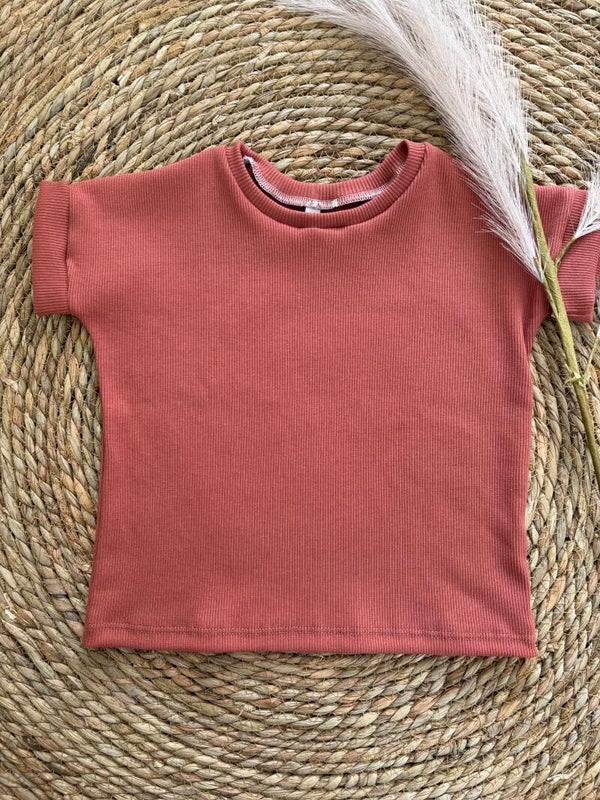 T-shirt rib roodhout